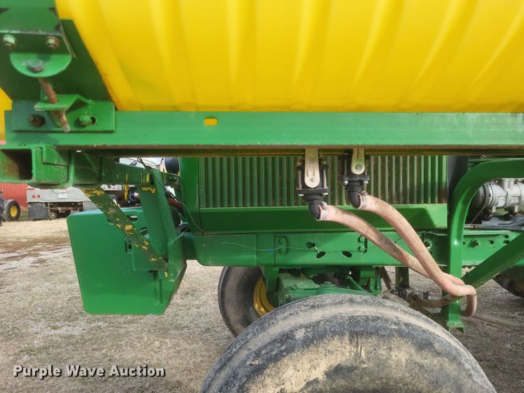 image for item DO4729 1993 John Deere 4560  tractor