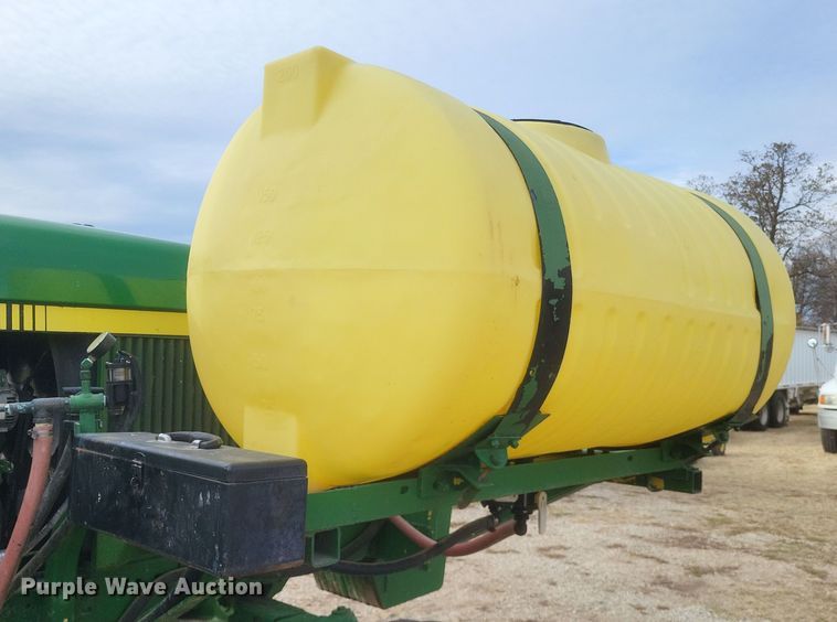 image for item DO4729 1993 John Deere 4560  tractor