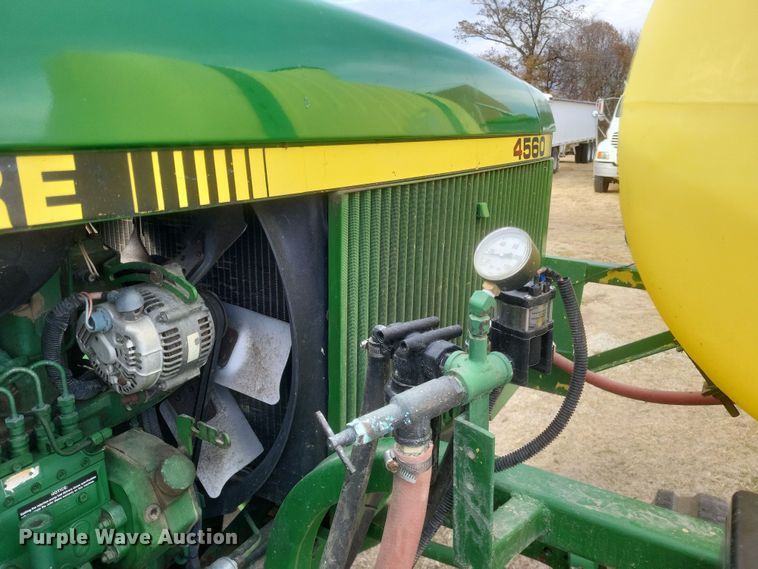 image for item DO4729 1993 John Deere 4560  tractor