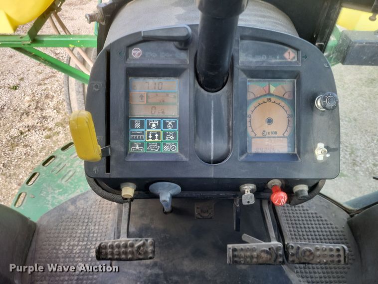 image for item DO4729 1993 John Deere 4560  tractor