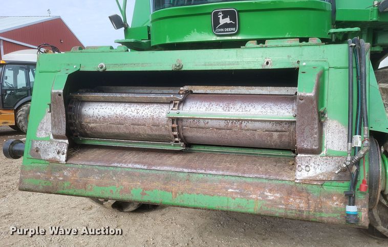 image for item DO4731 1998 John Deere 9510  RWA combine