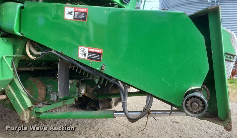 image for item DO4731 1998 John Deere 9510  RWA combine