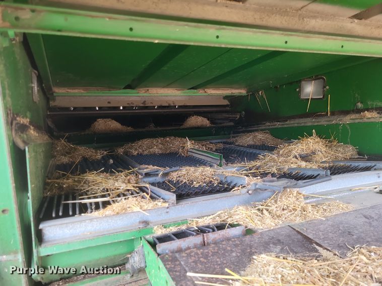 image for item DO4731 1998 John Deere 9510  RWA combine