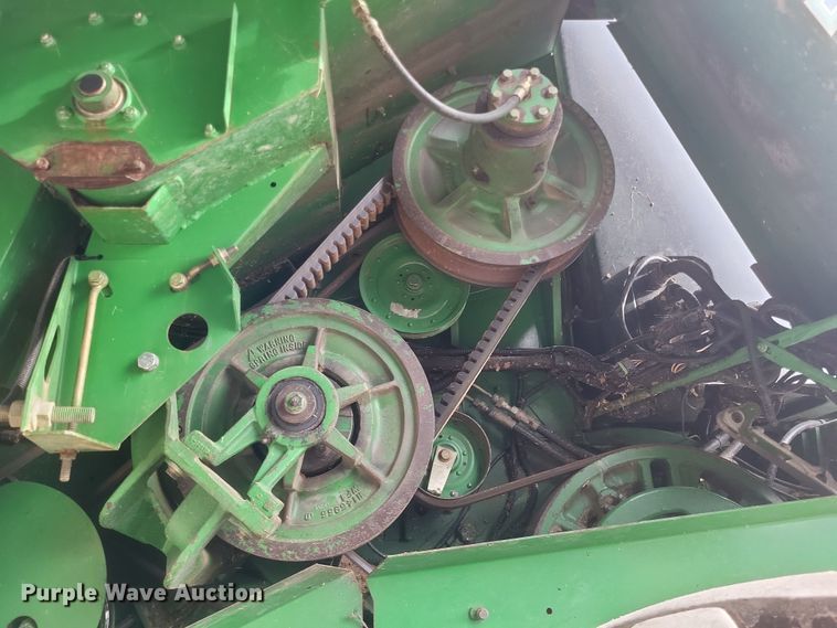 image for item DO4731 1998 John Deere 9510  RWA combine