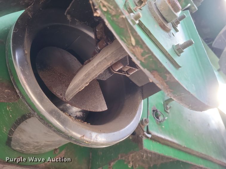 image for item DO4731 1998 John Deere 9510  RWA combine