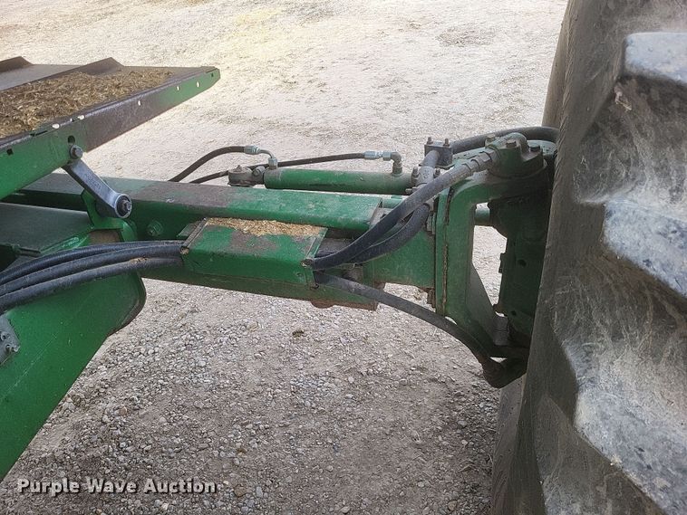 image for item DO4731 1998 John Deere 9510  RWA combine