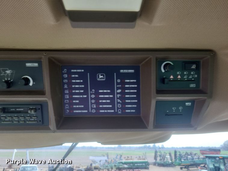 image for item DO4731 1998 John Deere 9510  RWA combine