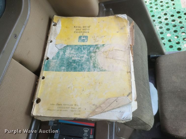 image for item DO4731 1998 John Deere 9510  RWA combine