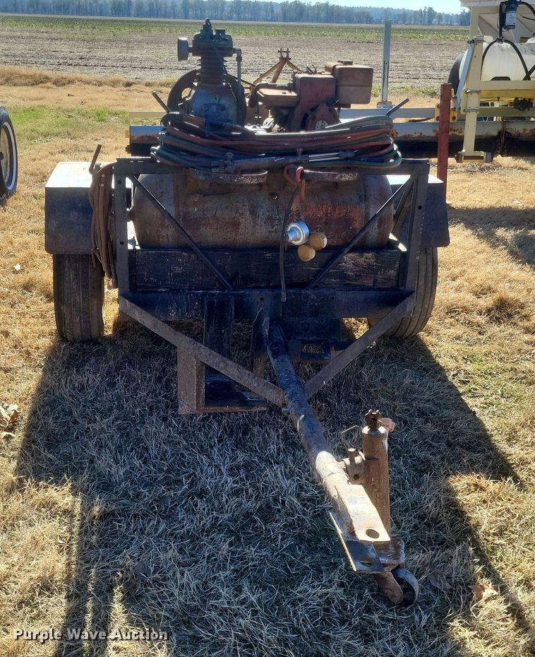 image for item DO4734 Utility trailer