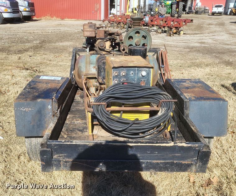 image for item DO4734 Utility trailer