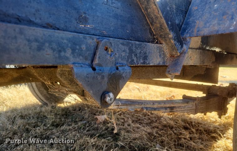 image for item DO4734 Utility trailer