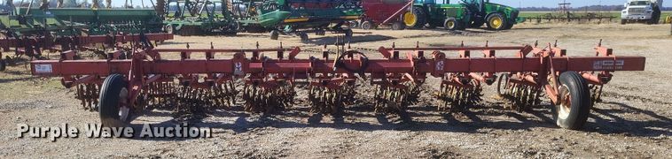 image for item DO4736 Lilliston  row crop cultivator