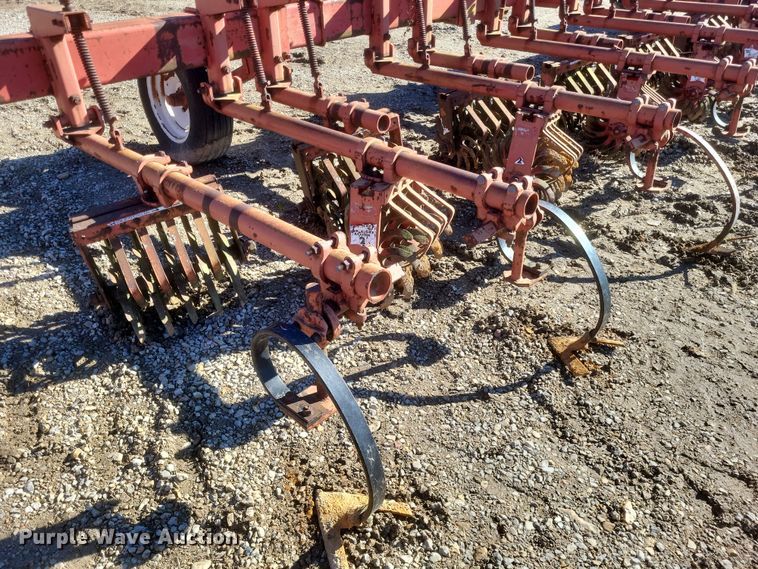 image for item DO4736 Lilliston  row crop cultivator