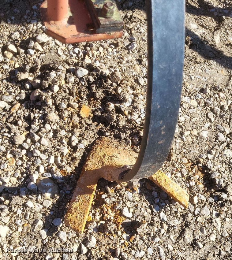 image for item DO4736 Lilliston  row crop cultivator