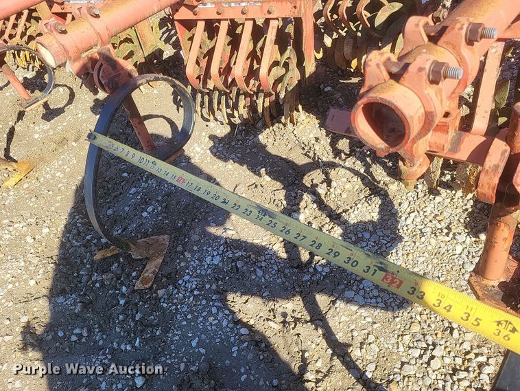 image for item DO4736 Lilliston  row crop cultivator