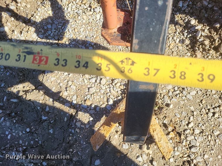 image for item DO4736 Lilliston  row crop cultivator