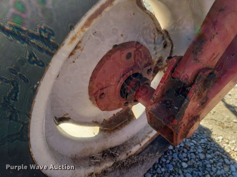 image for item DO4736 Lilliston  row crop cultivator