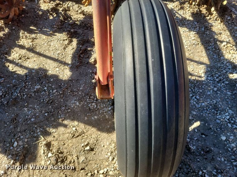 image for item DO4736 Lilliston  row crop cultivator