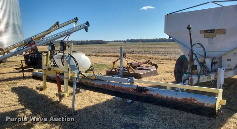 image for item DO4737 Grassworks Weed Wiper