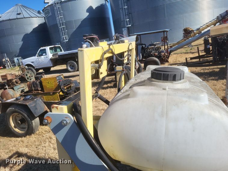 image for item DO4737 Grassworks Weed Wiper