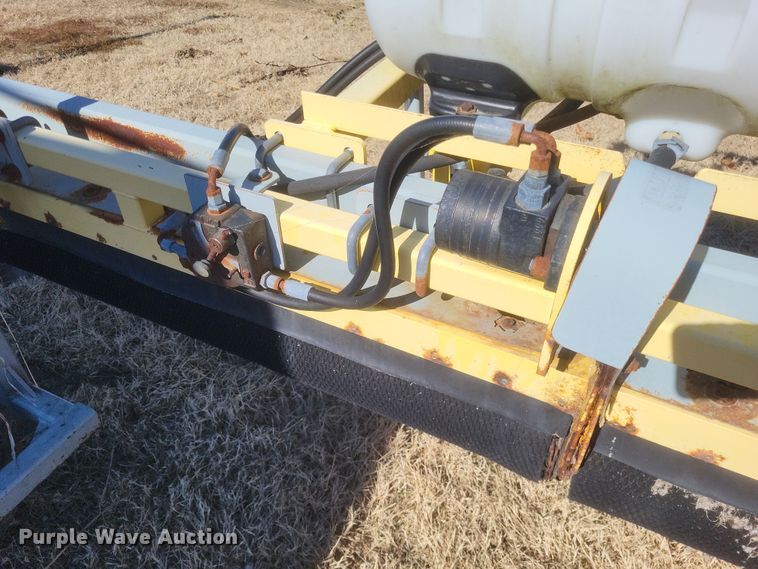 image for item DO4737 Grassworks Weed Wiper