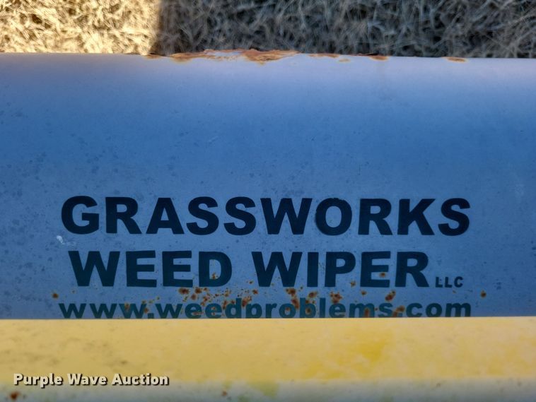 image for item DO4737 Grassworks Weed Wiper
