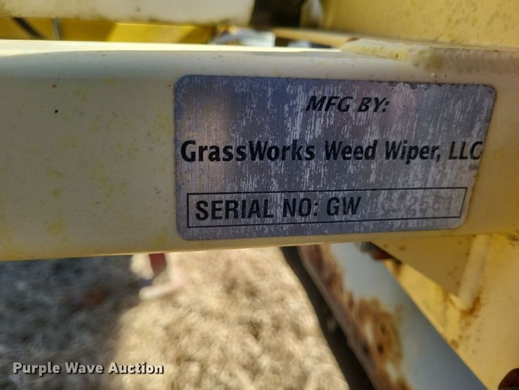 image for item DO4737 Grassworks Weed Wiper