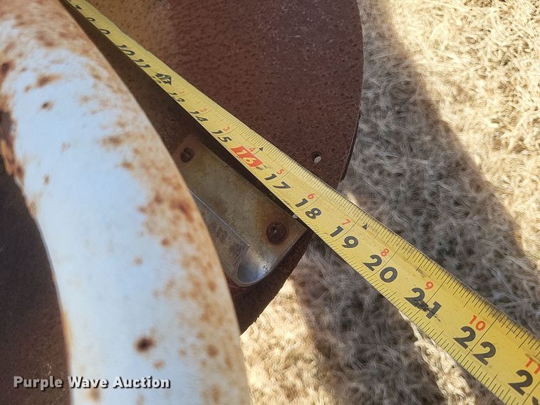 image for item DO4739 Tyler  fertilizer tender