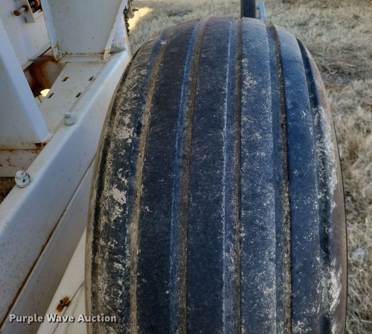 image for item DO4739 Tyler  fertilizer tender