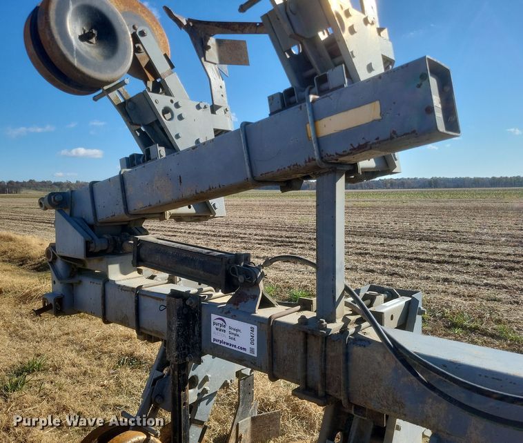 image for item DO4740 Hiniker 5000  row crop cultivator