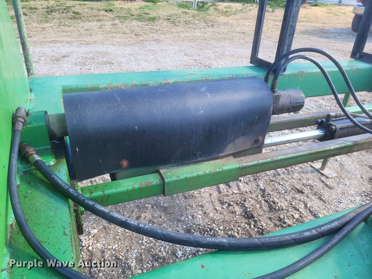 image for item DO4742 Dickey Vator  tile roller