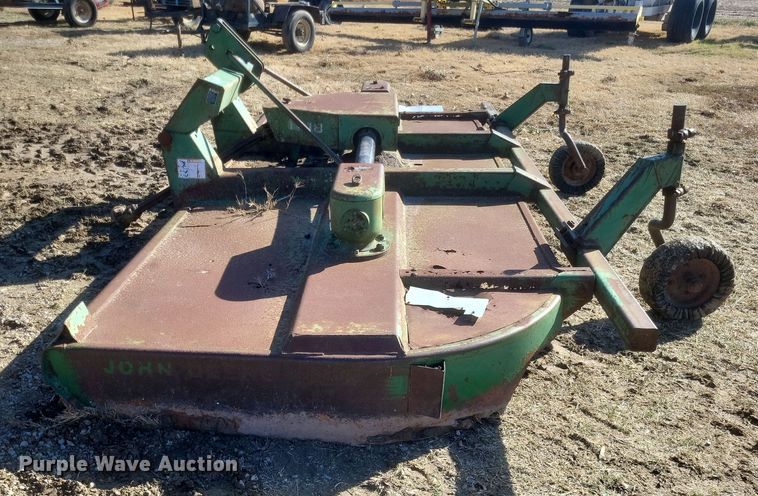 image for item DO4745 John Deere 1418  rotary mower