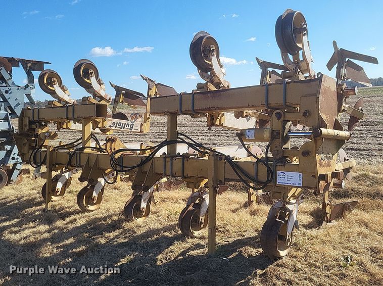 image for item DO4746 Buffalo  row crop cultivator