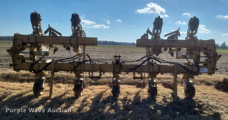 image for item DO4746 Buffalo  row crop cultivator