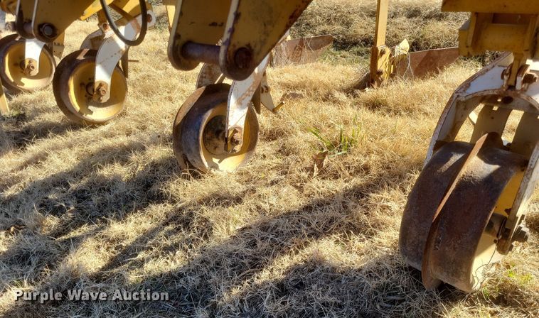 image for item DO4746 Buffalo  row crop cultivator