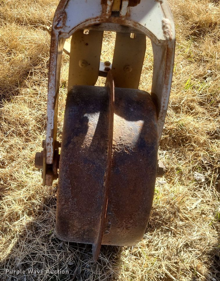 image for item DO4746 Buffalo  row crop cultivator