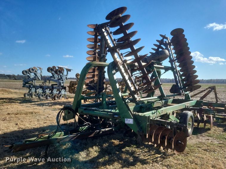 image for item DO4747 John Deere 235  double off-set disk