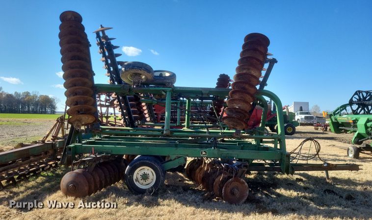 image for item DO4747 John Deere 235  double off-set disk