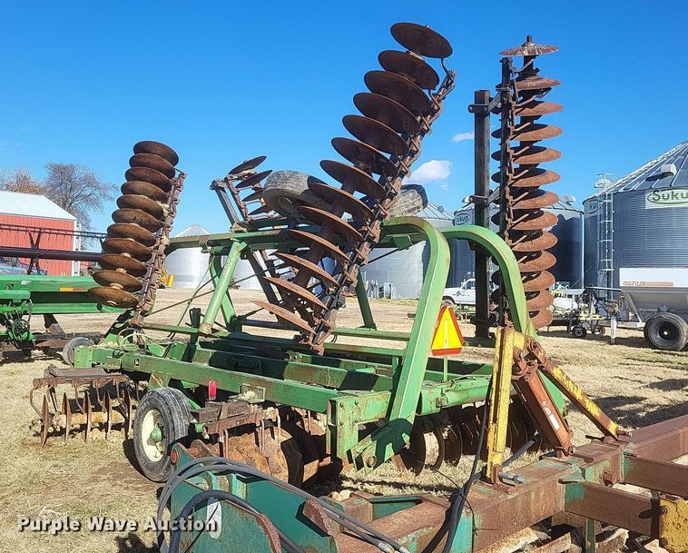 image for item DO4747 John Deere 235  double off-set disk