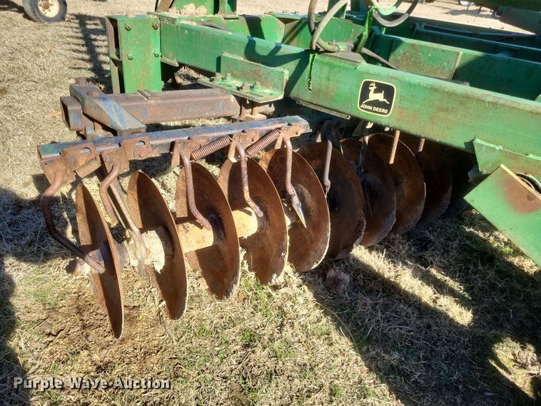 image for item DO4747 John Deere 235  double off-set disk