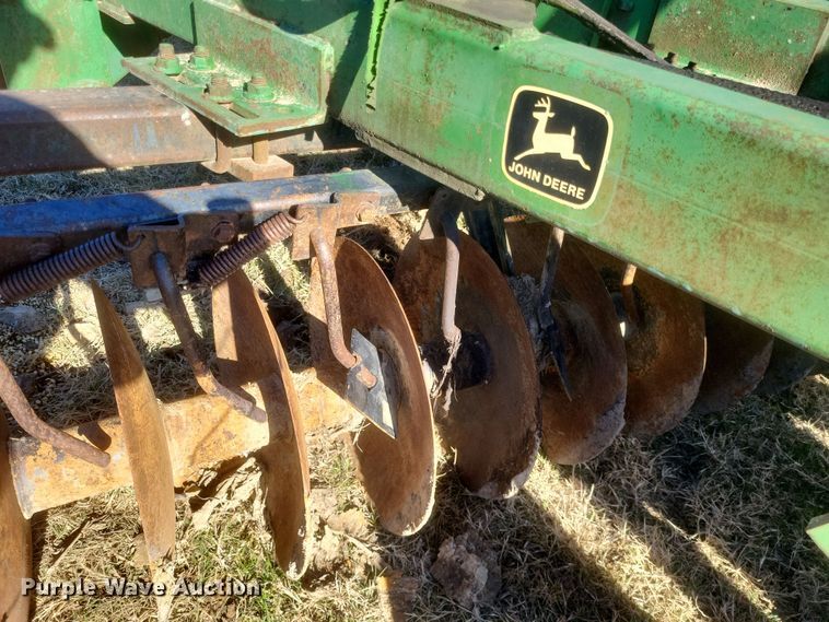 image for item DO4747 John Deere 235  double off-set disk