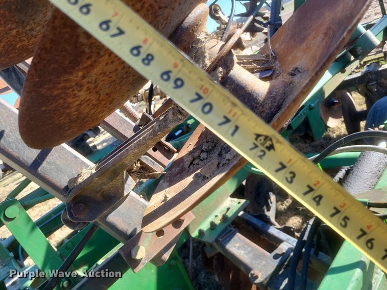 image for item DO4747 John Deere 235  double off-set disk