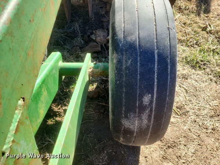 image for item DO4747 John Deere 235  double off-set disk