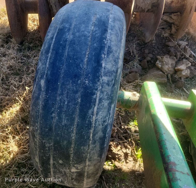 image for item DO4747 John Deere 235  double off-set disk