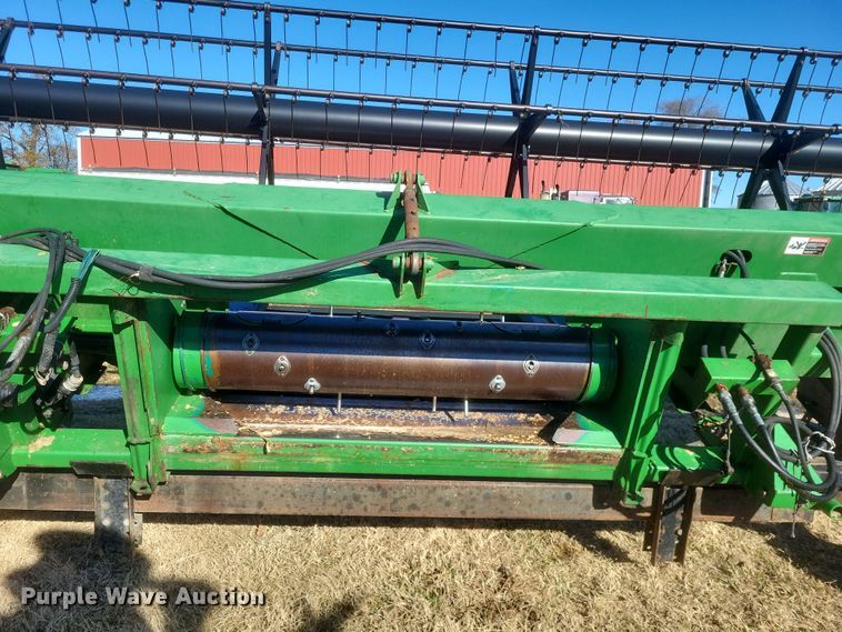 image for item DO4748 John Deere 925D  flex draper head