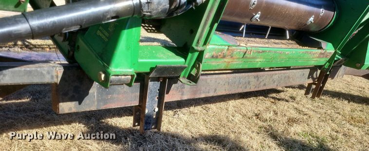 image for item DO4748 John Deere 925D  flex draper head
