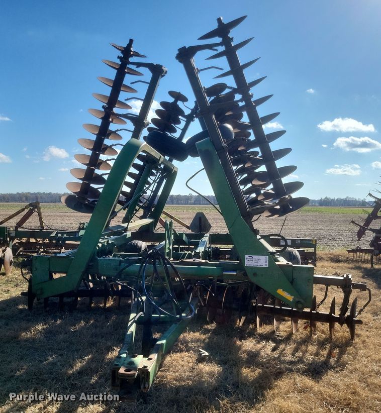 image for item DO4749 John Deere 235  double off-set disk