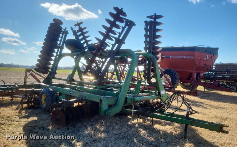 image for item DO4749 John Deere 235  double off-set disk