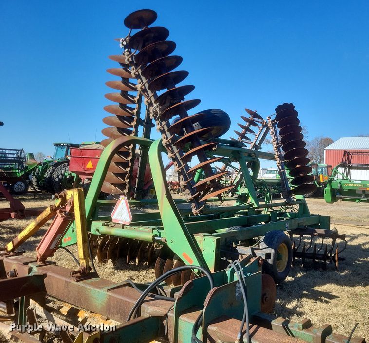 image for item DO4749 John Deere 235  double off-set disk