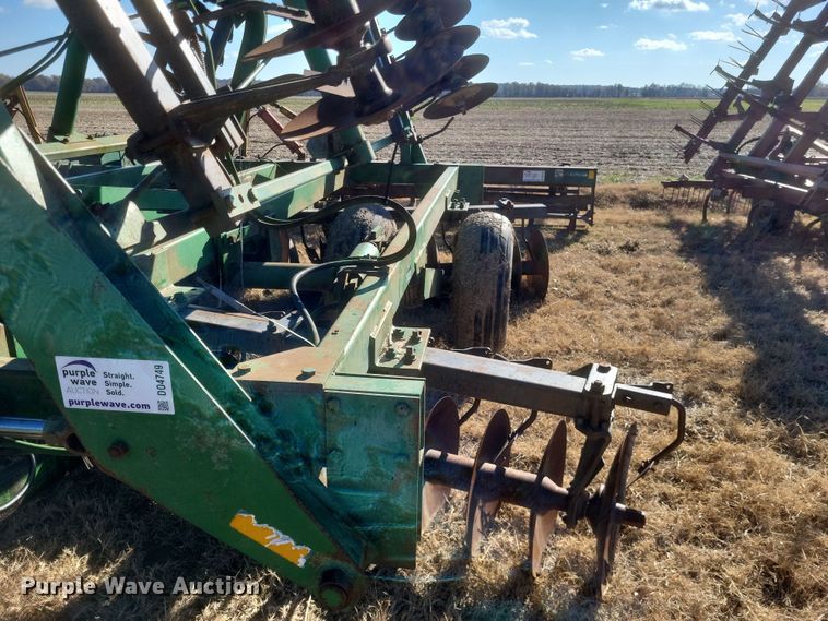 image for item DO4749 John Deere 235  double off-set disk